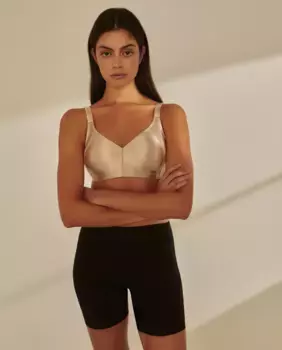 Бюстгальтер Naturana, предварительно сформированный без косточек, бежевый