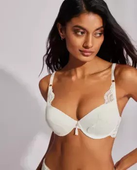 Бюстгальтер пуш-ап с кружевом Selmark, цвет Crema