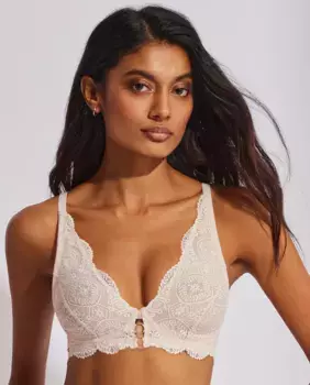 Бюстгальтер с треугольными чашками и кружевом без косточек Selmark, цвет Maquillaje