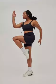 Бюстгальтер Tommy с квадратным вырезом Girlfriend Collective, черный