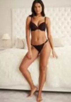 Бюстгальтер TRIPLE BOOST PAD PLUNGE Lipsy, черный