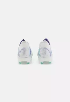 Бутсы FUTURE 7 ULTIMATE BRILLIANCE FG/AG Puma, белый