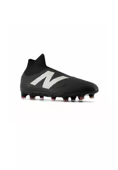 Бутсы TEKELA MAGIA New Balance, черный