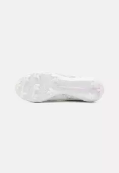 Бутсы ULTRA 5 ULTIMATE BRILLIANCE FG Puma, белый