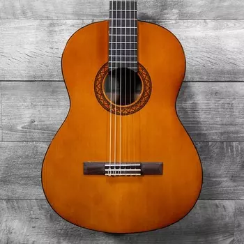 C40II Полноразмерная студенческая нейлоновая классическая гитара Yamaha