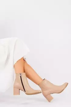 C654013309 Светло-коричневые женские ботинки Fox Shoes