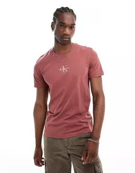 Calvin Klein Jeans – красная футболка с логотипом-монограммой