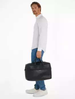 Calvin Klein Weekender "CK MUST WEEKENDER", черный