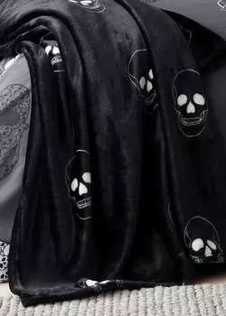 Catherine Lansfield Уютное флисовое одеяло с черепами , размер 130x170 см