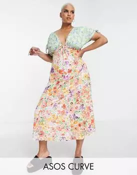 Чайное платье миди с короткими рукавами и завязками ASOS DESIGN Curve с цветочным принтом ASOS DESIGN