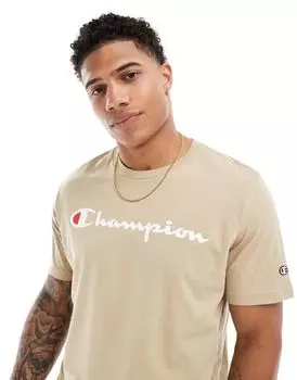 Champion – футболка каменно-бежевого цвета с логотипом на груди
