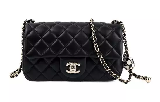 CHANEL Сумка через плечо Classic Flap CF23C из овчины, женская, черная, для ранней весны