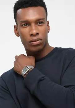 Часы Casio