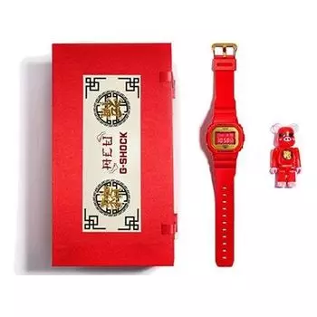 Часы CASIO G-Shock Square 'Red', красный