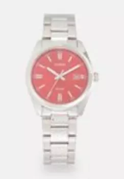 Часы Casio, красный