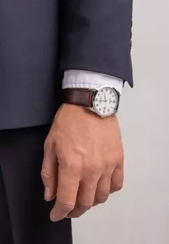 Часы Clasico Festina, белый