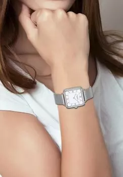 Часы Eastside, цвет silber