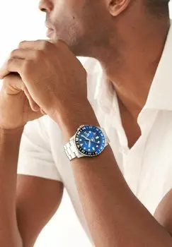 Часы Fossil, серебро