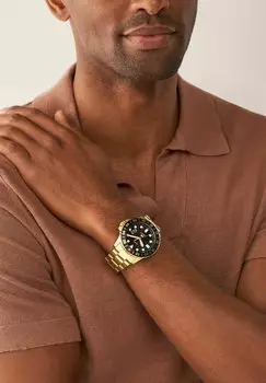 Часы Fossil, золотого цвета