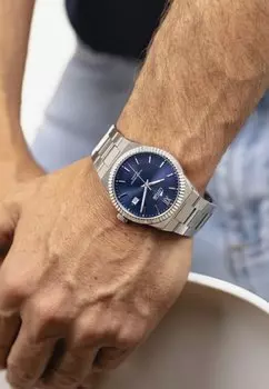 Часы FREEDOM Lotus, цвет blue