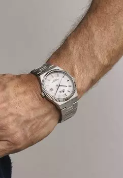 Часы Freedom Lotus, цвет grey silver