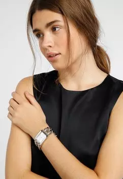 Часы Guess