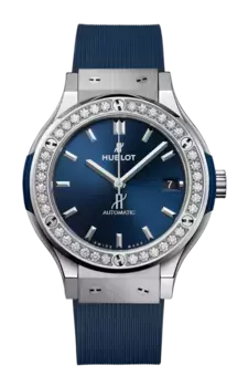 Часы Hublot Classic fusion titanium с бриллиантами 38 мм