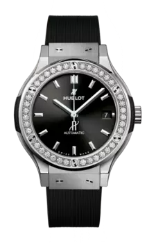 Часы Hublot Сlassic fusion titanium с бриллиантами