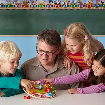 Часы Melissa & Doug Wood с сортировкой фигур Melissa & Doug