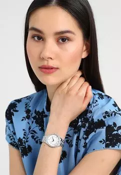 Часы Michael Kors