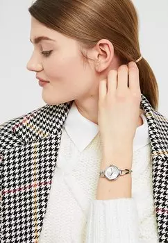 Часы ПЕРЕХОД DKNY, серебристый