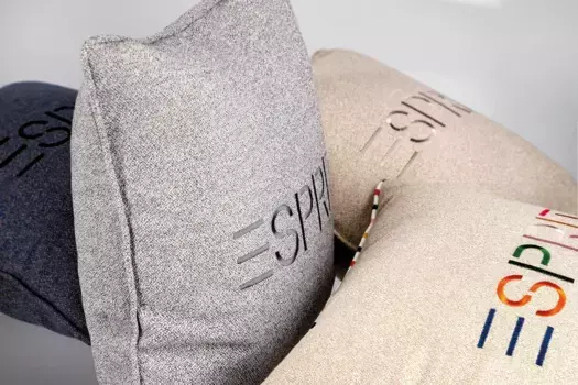 Чехол на декоративную подушку Esprit, серый