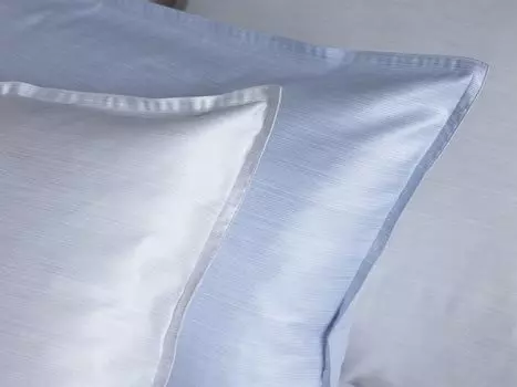 Чехол на подушку Curt Bauer Mako из парчи и сатина, одинарный дизайн 9033 BENTE цвет небо-237 размер 40х80 см