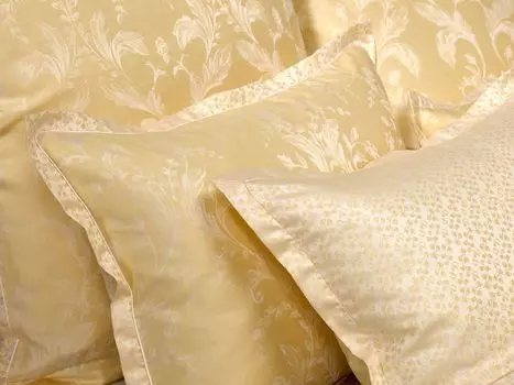 Чехол на подушку Curt Bauer Mako парчовый дамасский однотонный дизайн 9017 GRACIE цвет лимон-125 размер 80х80 см