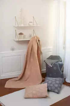 Чехол на подушку David Fussenegger, коричневый