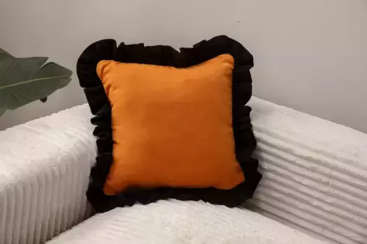 Чехол на подушку Evila Originals, черный