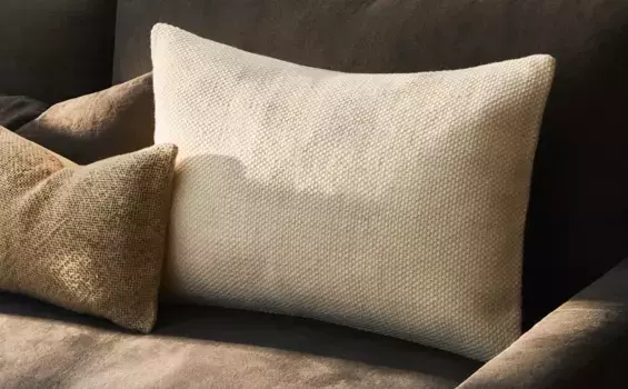 Чехол на подушку из шерсти и хлопка Zara Home, экрю