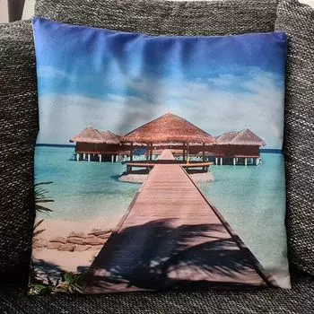 Чехол на подушку Maldives Bungalow Bridge - 45см x 45см Tinisu