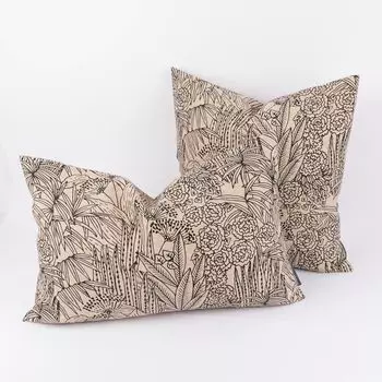 Чехол на подушку Orphee Botanics натуральный черный разные размеры КРАСИВАЯ ЖИЗНЬ. Размер 30х50см (ВхШ) Размер 30х50см (ВхШ) Schner-Leben