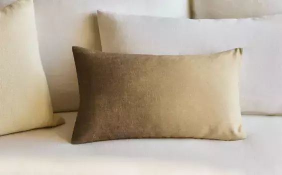 Чехол на подушку с эффектом омбре Zara Home, светло-бежевый