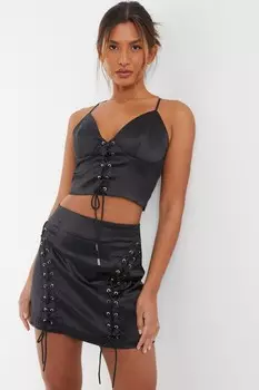 Черная атласная мини-юбка со шнуровкой QUIZ Clothing
