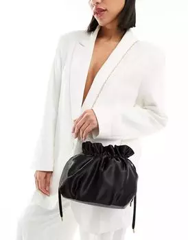 Черная атласная сумка-мешок True Decadence с ремешком-цепочкой