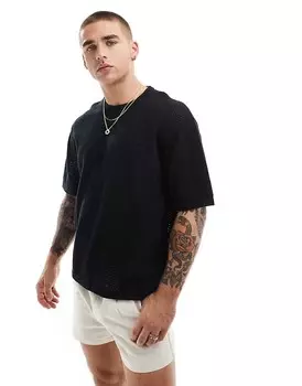 Черная футболка Bershka – со структурой «елочка»