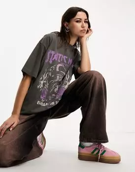 Черная футболка бойфренда с фиолетовым рок-графиком ASOS DESIGN