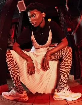 Черная футболка оверсайз Nike Unisex Trend