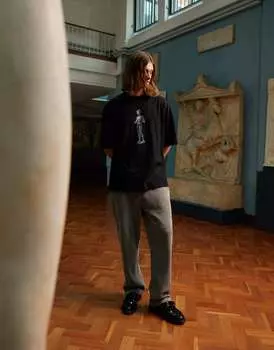 Черная футболка оверсайз TOPMAN X ASHMOLEAN с принтом «Фигурка Парижа»