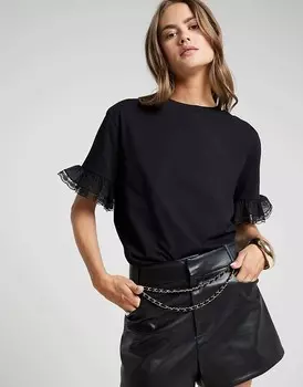 Черная футболка с кружевной отделкой River Island