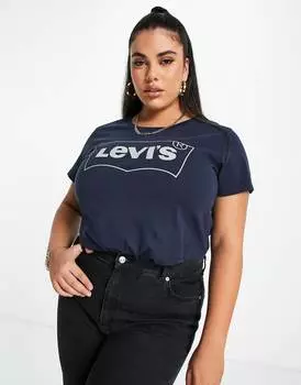 Черная футболка с логотипом Levi's Plus в виде крыла летучей мыши