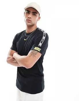 Черная футболка с логотипом Nike Repeat