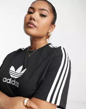 Черная футболка с трилистником adidas Originals Plus 'centre stage'